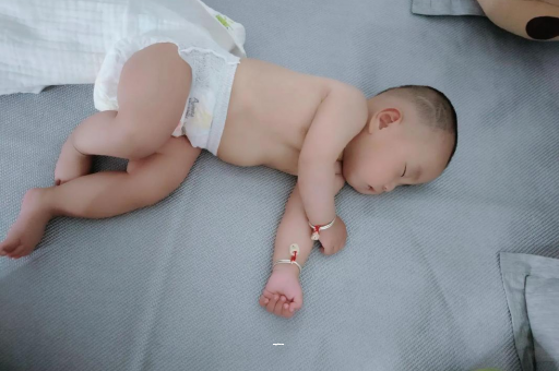 德清宝宝尿有泡沫怎么回事